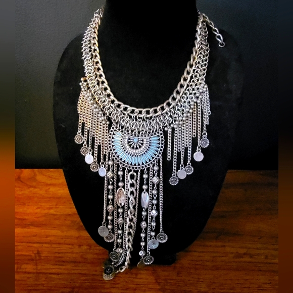 Steve Madden Boho Silver Fringe Necklace - Picture 1 of 3